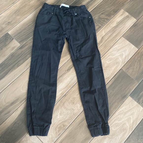 Levi's Other - Levi’s boys lightweight joggers